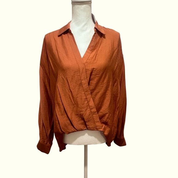 NWT Rachel Roy Women's Solid Long Sleeve Wrap Front Top oversized size medium - Picture 1 of 8